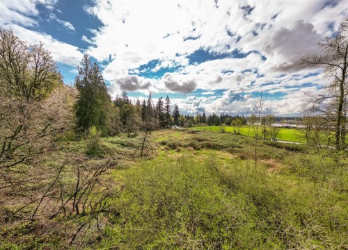 25655 Lougheed Highway, Maple Ridge, BC 