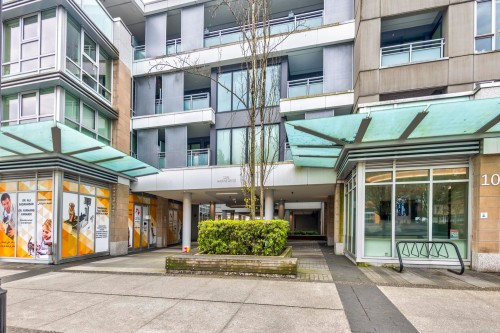 402-1061 Marine Drive, North Vancouver, BC 