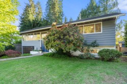 2289 Whitman Avenue  North Vancouver, BC V7H 2C6
