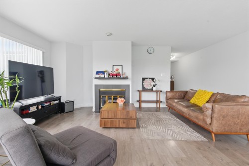 104-7480 Gilbert Road  Richmond, BC V7C 3W2