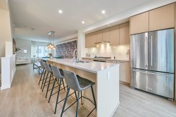 204-19451 Sutton Avenue Pitt Meadows, BC V3Y 0G6