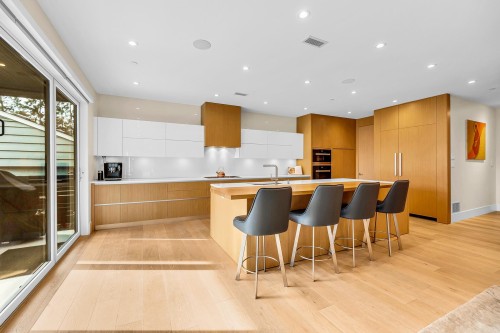 5141 Sarita Avenue, North Vancouver, BC 