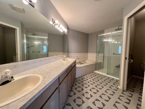 1888 Walnut Crescent, Coquitlam, BC 