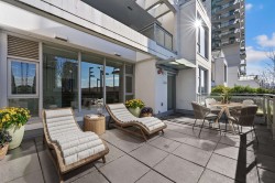 TH02-2288 Alpha Avenue Burnaby, BC V5C 0L9