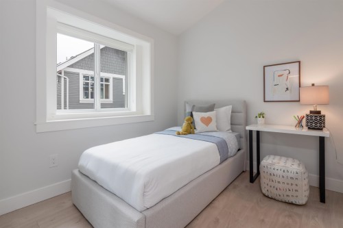 2316 Brock Street, Vancouver, BC 