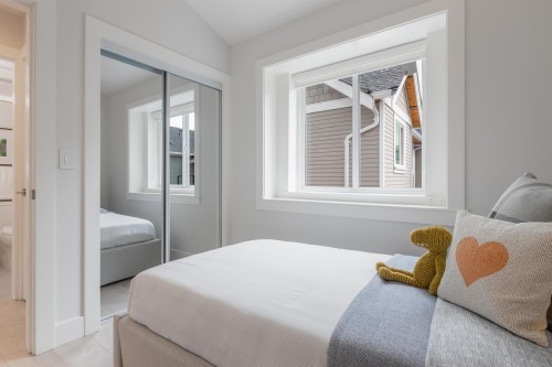 2316 Brock Street, Vancouver, BC 