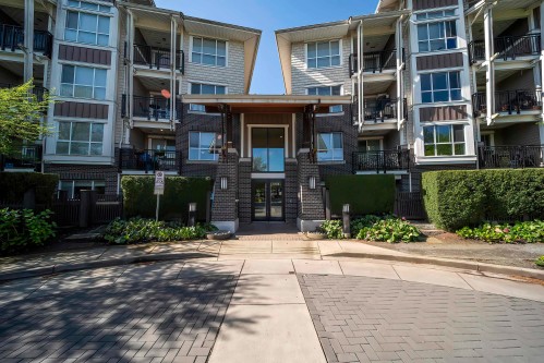 214-5788 Sidley Street  Burnaby, BC V5J 5E5