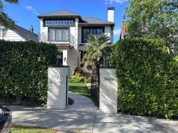 3941 11th Avenue W Vancouver, BC V6R 2L1