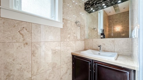 3941 11Th Avenue W, Vancouver, BC 