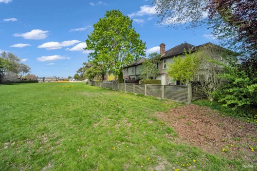 2-8311 Saunders Road, Richmond, BC 