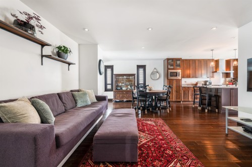 727 66Th Avenue W, Vancouver, BC 