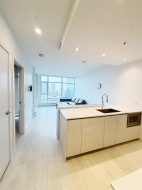 1611-6098 Station Street Burnaby, BC V5H 0H4