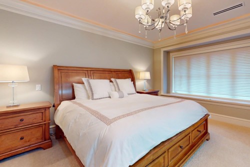 3749 11Th Avenue W, Vancouver, BC 