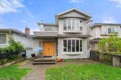 62 61st Avenue E Vancouver, BC V5X 2B4