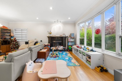 62 61St Avenue E, Vancouver, BC 
