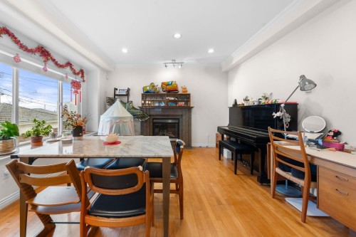 62 61St Avenue E, Vancouver, BC 