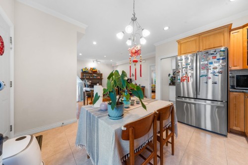 62 61St Avenue E, Vancouver, BC 