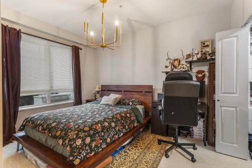 418-2651 Library Lane, North Vancouver, BC 