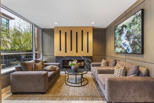 418-2651 Library Lane, North Vancouver, BC 