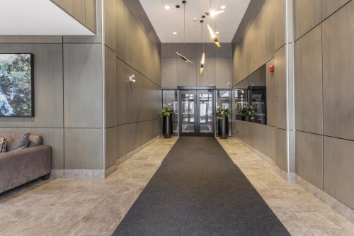 418-2651 Library Lane, North Vancouver, BC 