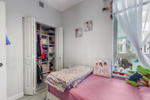 418-2651 Library Lane, North Vancouver, BC 