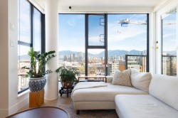 1101-1633 8th Avenue W Vancouver, BC V6J 5H7