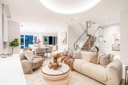 4691 9th Avenue W Vancouver, BC V6R 2E3