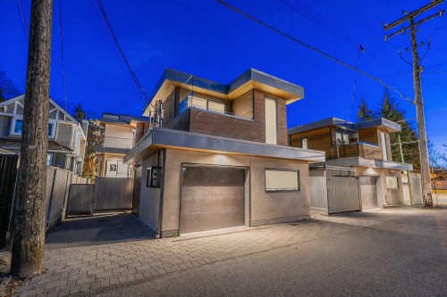 4691 9Th Avenue W, Vancouver, BC 