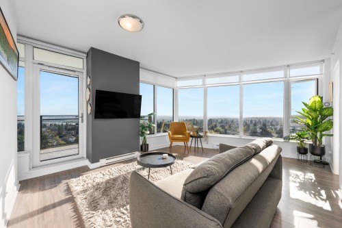 2202-4900 Lennox Lane  Burnaby, BC V5H 0G9