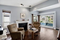 303-2615 Lonsdale Avenue  North Vancouver, BC V7N 3H7