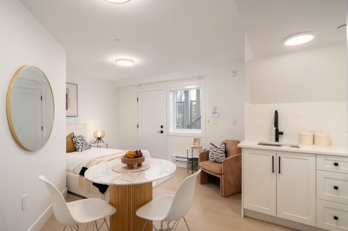 4826 Duchess Street, Vancouver, BC 