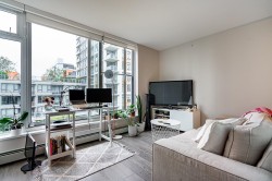 524-1783 Manitoba Street  Vancouver, BC V5Y 0K1