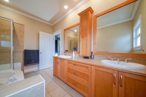 735 Schoolhouse Street, Coquitlam, BC 