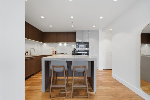 608-1675 Lions Gate Lane, North Vancouver, BC 