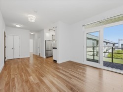 PH29-5355 Lane Street Burnaby, BC V5H 0H1