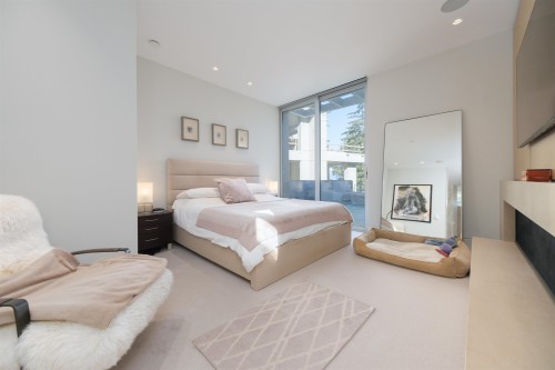 6911 Isleview Road, West Vancouver, BC 
