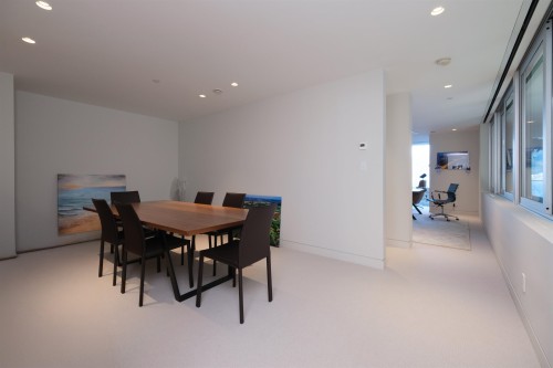 6911 Isleview Road, West Vancouver, BC 