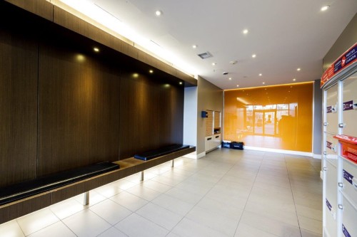 302-1677 Lloyd Avenue, North Vancouver, BC 