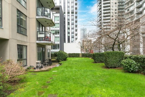 101-828 Agnes Street  New Westminster, BC V3M 6R4