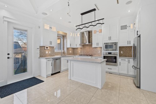 831 King Edward Avenue E, Vancouver, BC 
