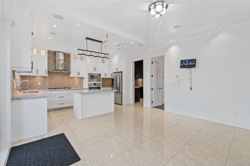 831 King Edward Avenue E, Vancouver, BC 
