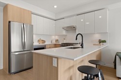 207-2277 Hawthorne Avenue  Port Coquitlam, BC V3C 1W7