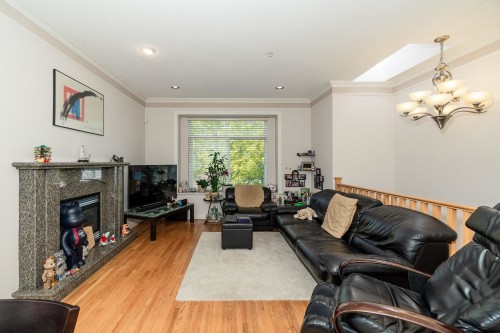 952 31St Avenue E, Vancouver, BC 