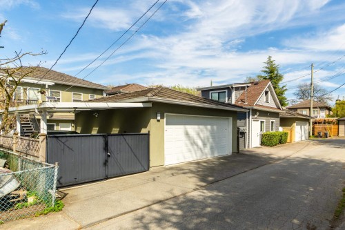 952 31St Avenue E, Vancouver, BC 