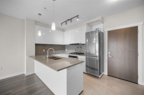 603-9399 Alexandra Road, Richmond, BC 