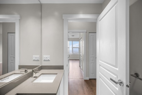 603-9399 Alexandra Road, Richmond, BC 