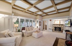 1509 Mahon Avenue  North Vancouver, BC V7M 2S6