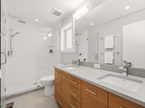 2708 Byron Road, North Vancouver, BC 