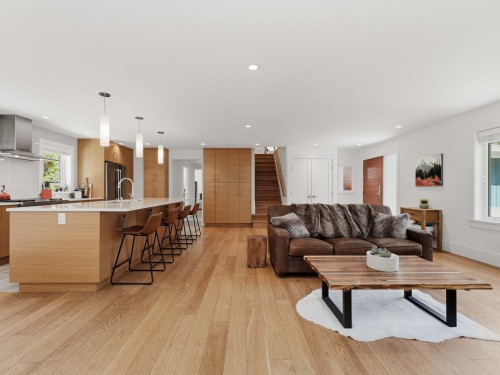 2708 Byron Road, North Vancouver, BC 