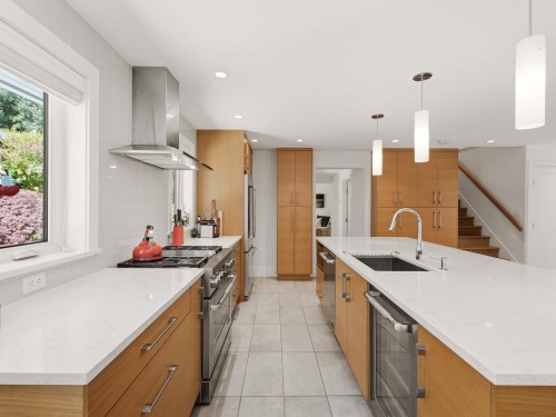 2708 Byron Road, North Vancouver, BC 